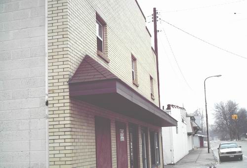 Sandra Theatre - Recent Shot From Seth Landon (newer photo)